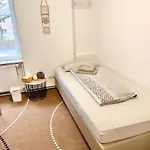 Hostel New Mitte Free Snack Hot Tea And Coffee Berlín