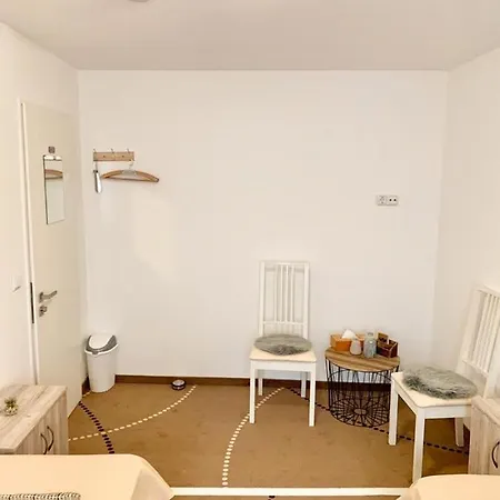 New Mitte Free Snack Hot Tea And Coffee Hostel Berlin