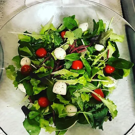 New Mitte Free Snack Hot Tea And Coffee ברלין