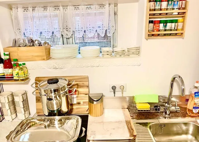 New Mitte Free Snack Hot Tea And Coffee Hostel Berlin