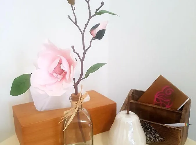 New Mitte Free Snack Hot Tea And Coffee Berlin