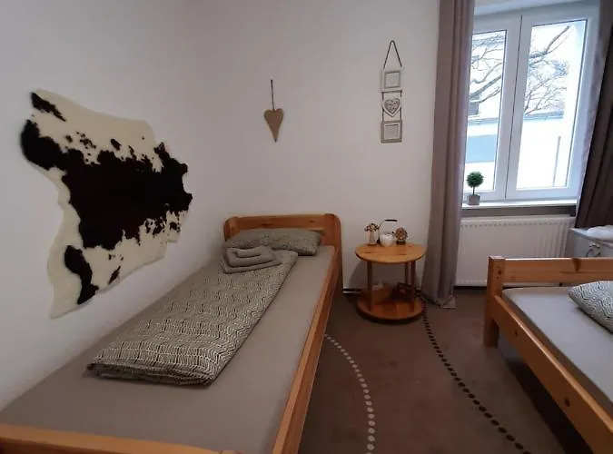 Hostel New Mitte Free Snack Hot Tea And Coffee *