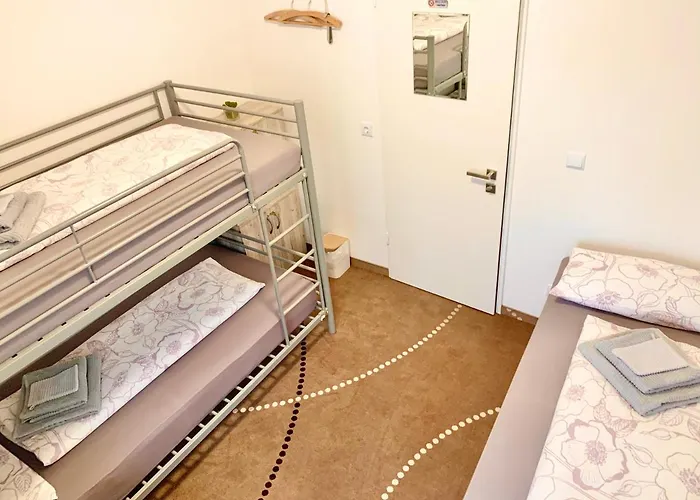 New Mitte Free Snack Hot Tea And Coffee 柏林