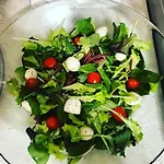 New Mitte Free Snack Hot Tea And Coffee برلين