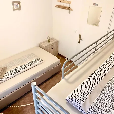 New Mitte Free Snack Hot Tea And Coffee * Berlin