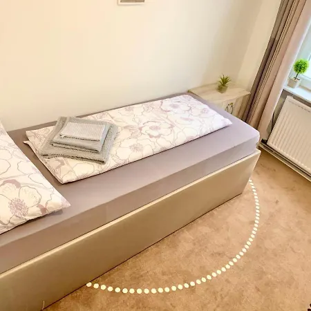 New Mitte Free Snack Hot Tea And Coffee * Berlin