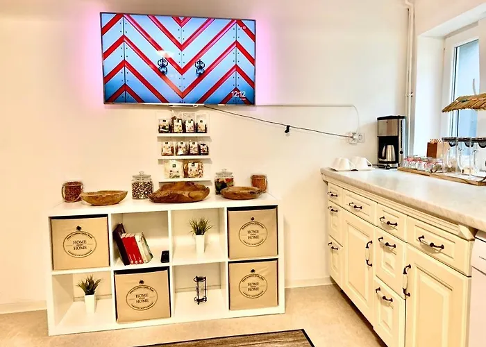 Hostal New Mitte Free Snack Hot Tea And Coffee