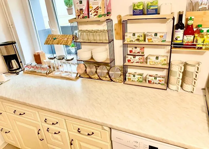 New Mitte Free Snack Hot Tea And Coffee Берлин