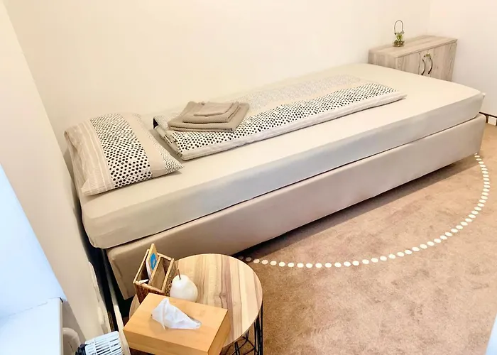 Hostal New Mitte Free Snack Hot Tea And Coffee *