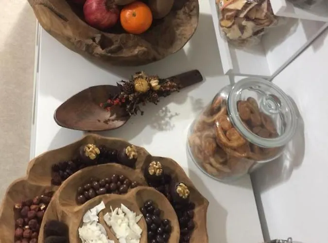 New Mitte Free Snack Hot Tea And Coffee Hostal *